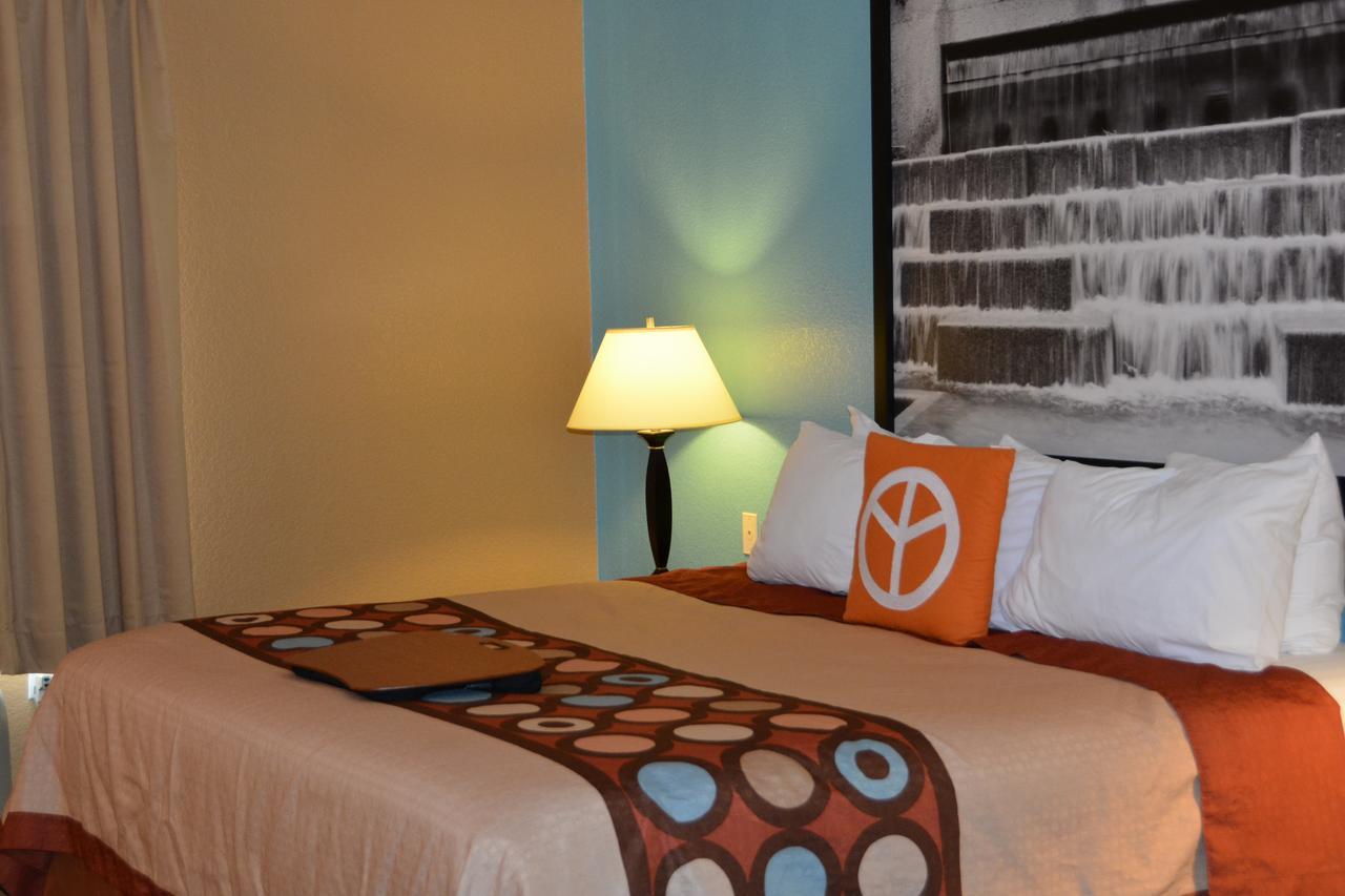 Hotel Super 8 By Wyndham Austin/Airport South Exterior foto