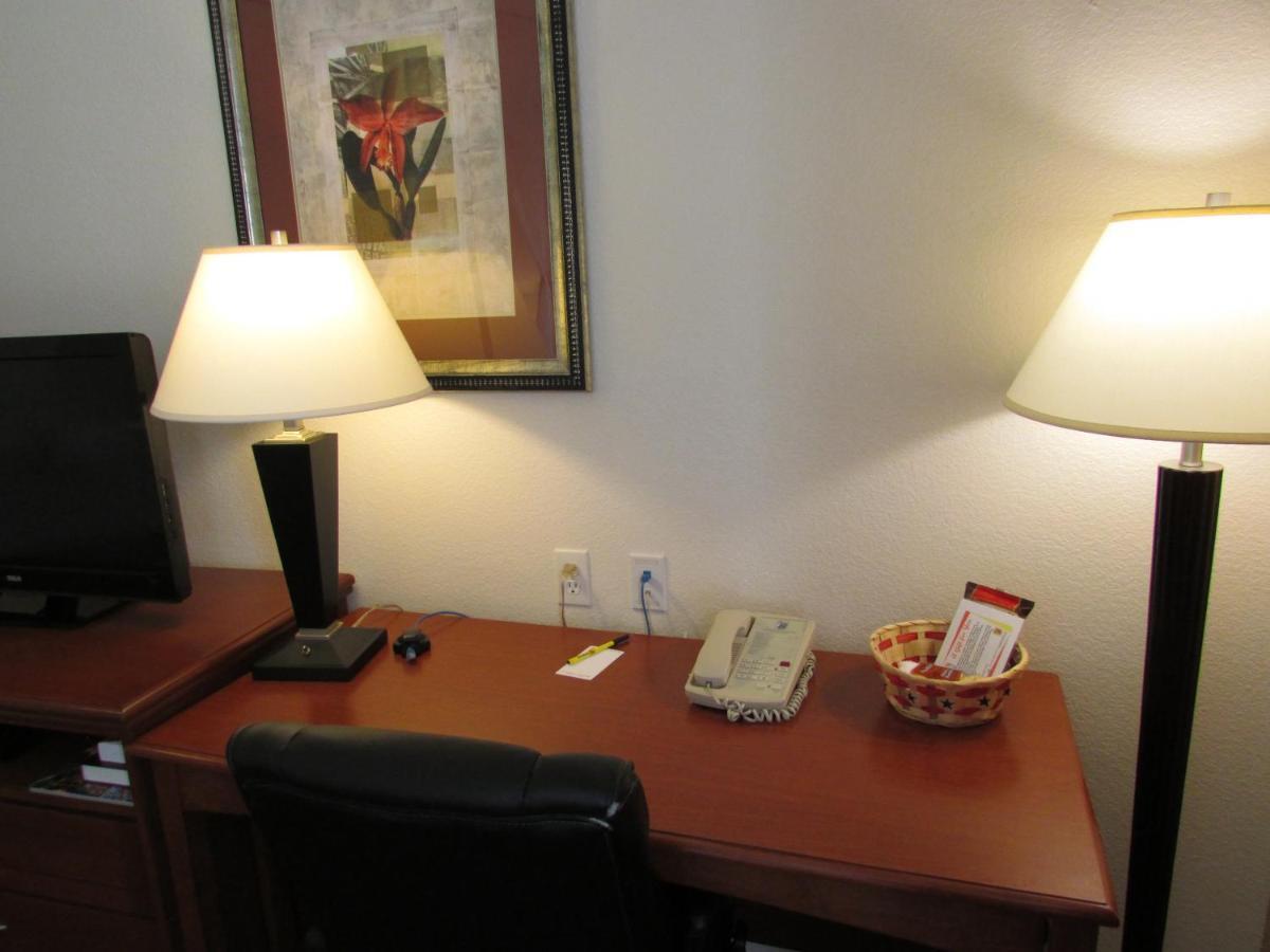 Hotel Super 8 By Wyndham Austin/Airport South Zimmer foto